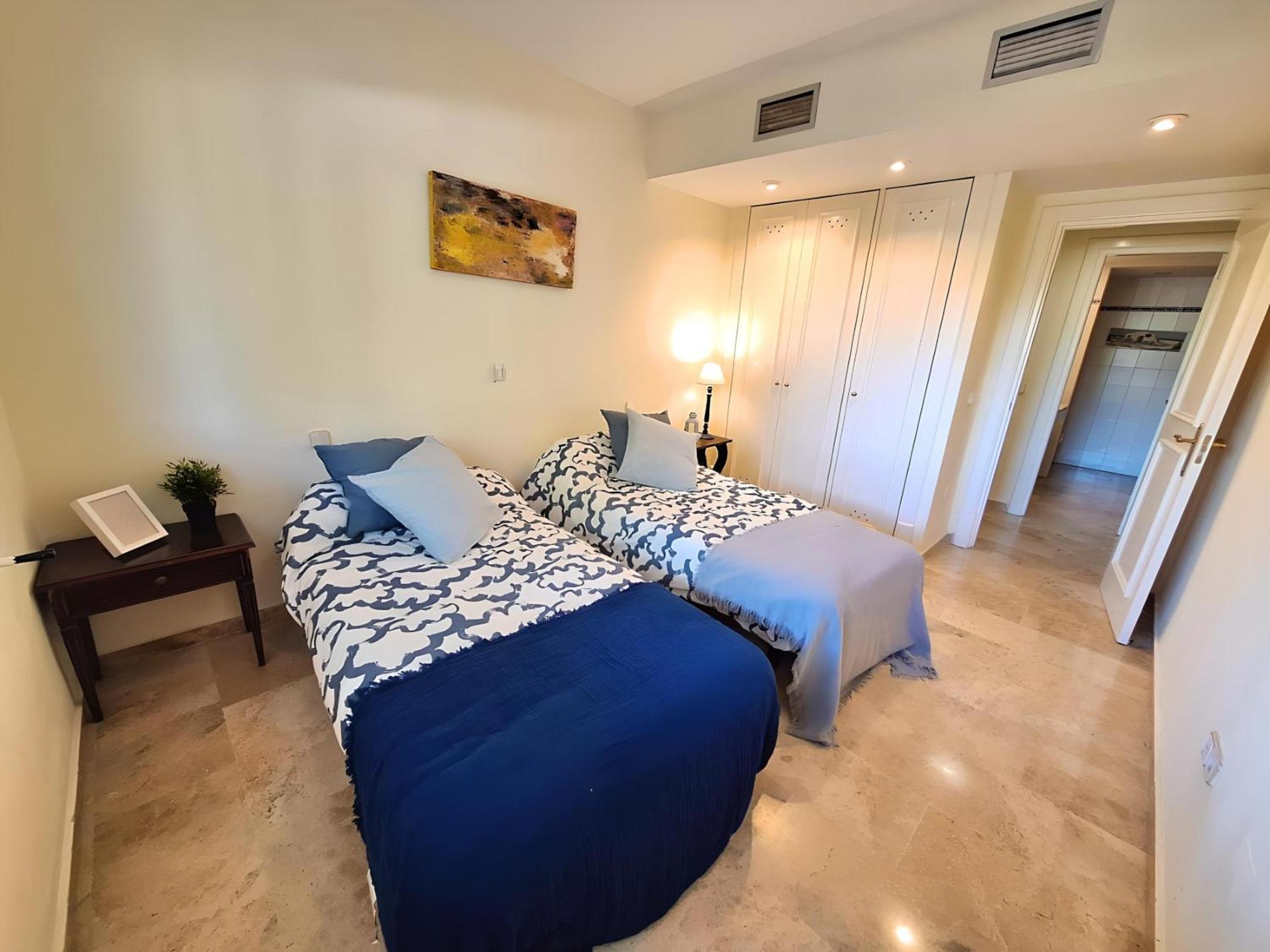Gorgeous 2Br Apt. W/ Mountain View Puerto Banus Marbella Kültér fotó