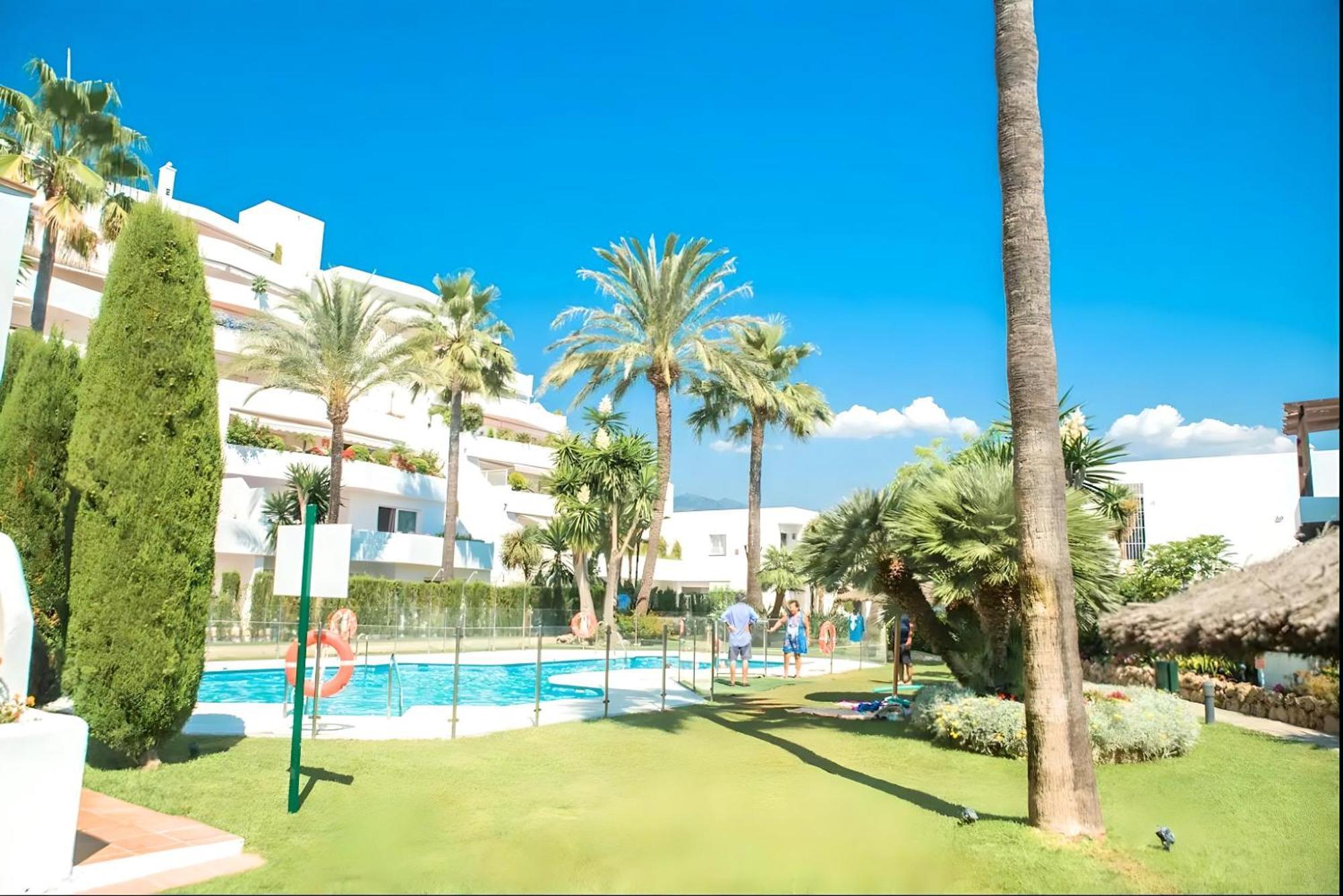 Gorgeous 2Br Apt. W/ Mountain View Puerto Banus Marbella Kültér fotó
